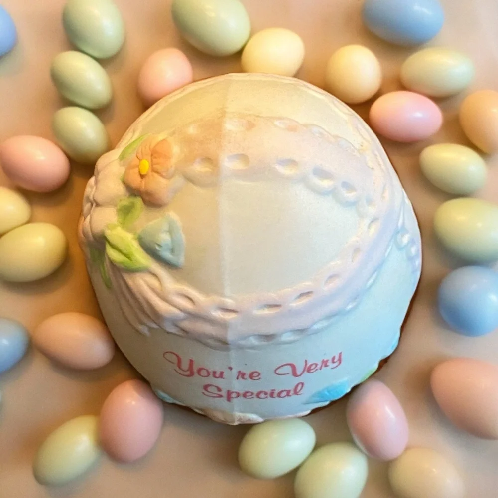 Ceramic Easter Egg by Russ - Picture 5 of 6